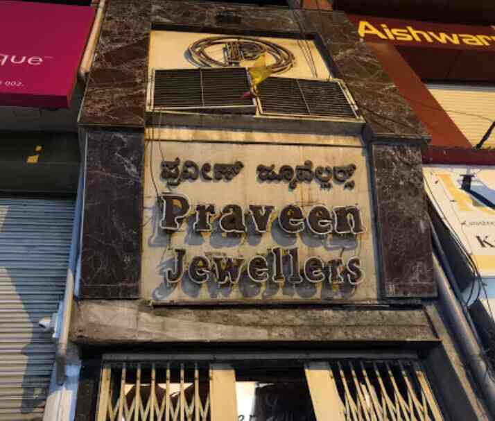 Praveen Jewellers in BalepetChickpet,Bangalore Best Jewellery