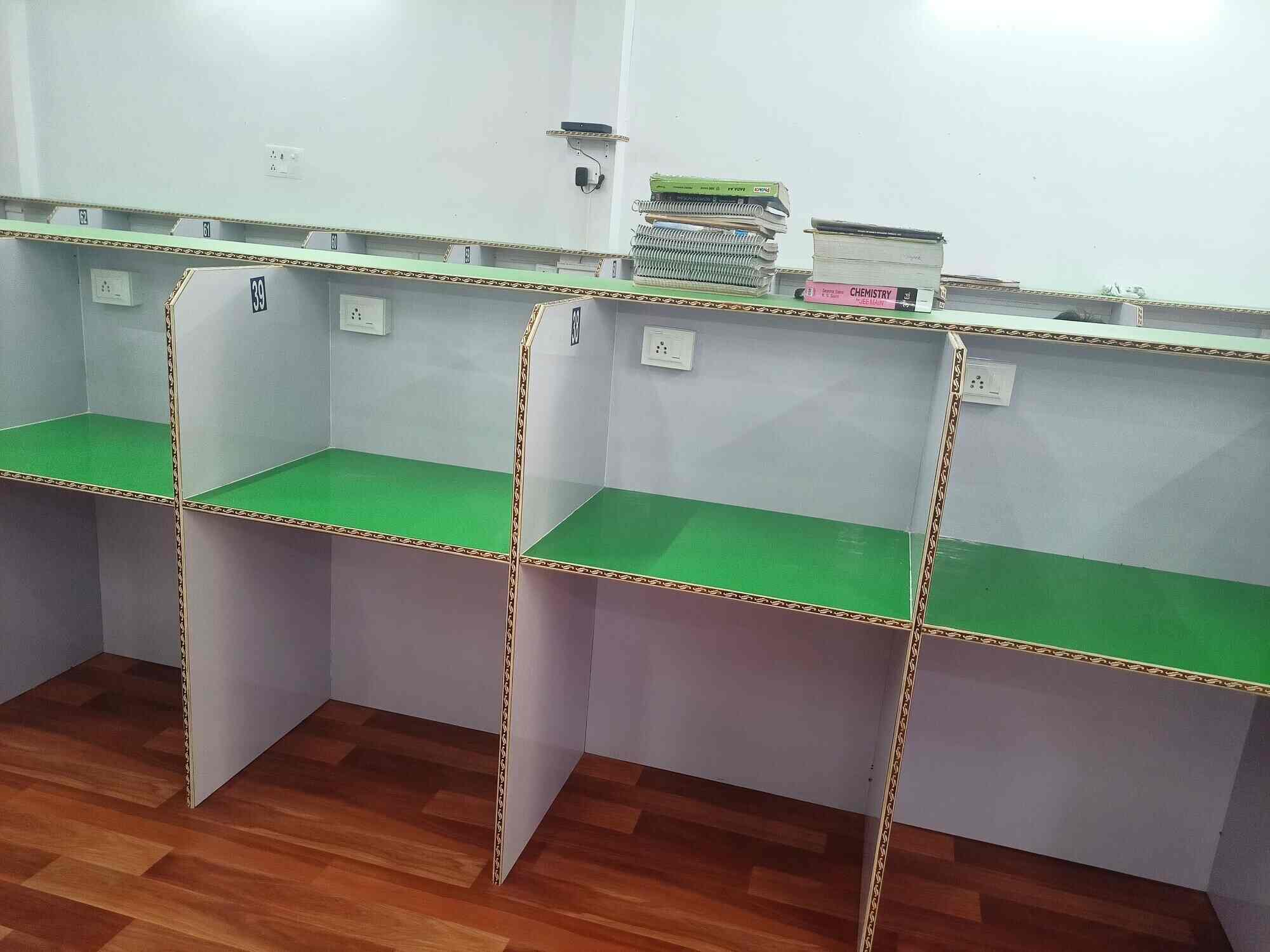 Career Dreams Library Sector 1 4