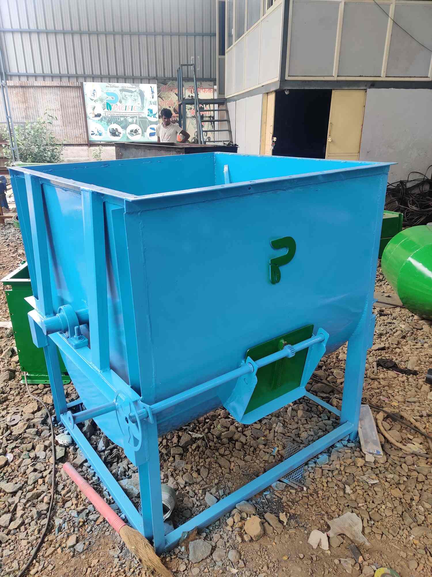 Top Dairy Shed Manufacturers in Baramati डेरी शेड मनुफक्चरर्स