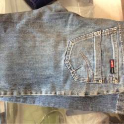 D Max Jeans tailors, Kutubkhana 