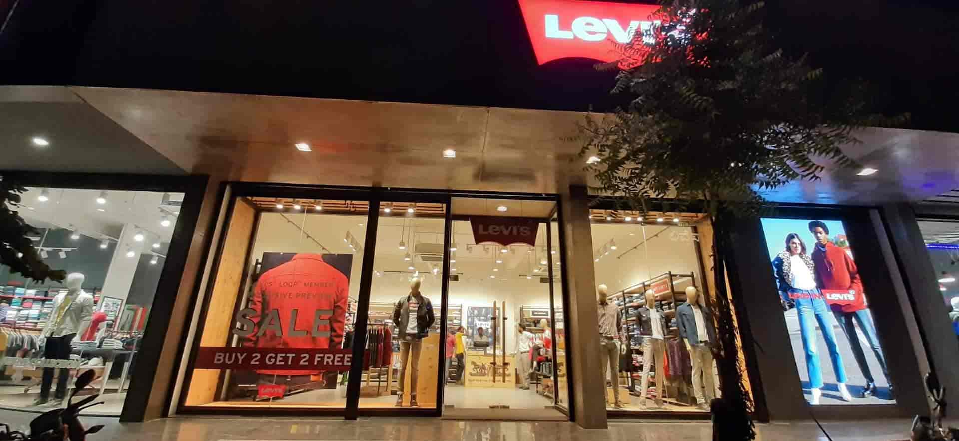 Levis, Infantry Road Bellary 