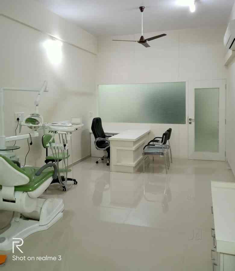 Dental Avenue in Arbuda Nagar,Bharuch Best Dental Clinics in Bharuch