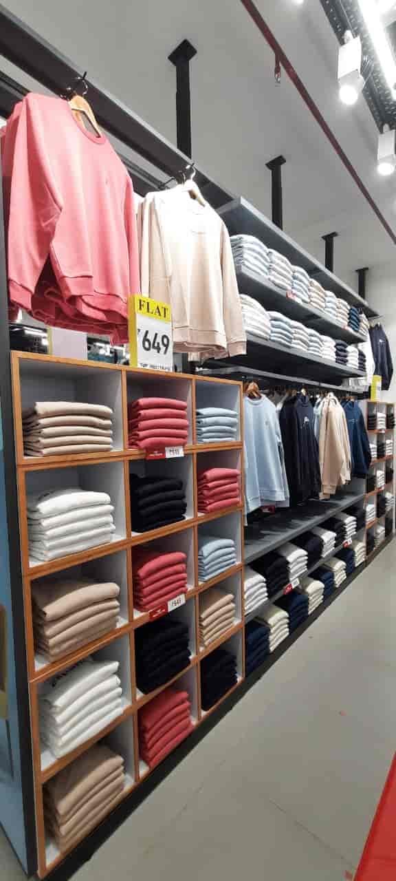 Find list of Red Tape Stores in Tilak Nagar Indore Red Tape
