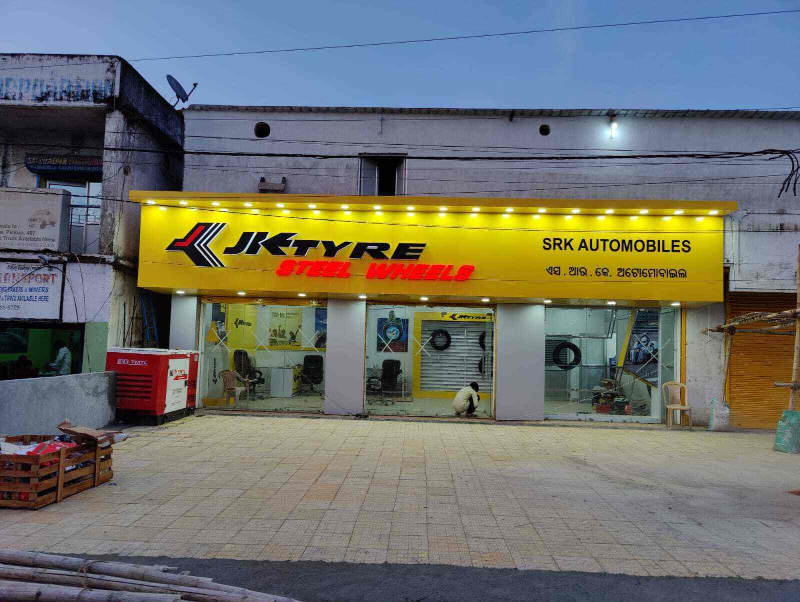 Srk Tyres & Car Spa in Kanakpur,Bhawanipatna Best Tyre Dealers in