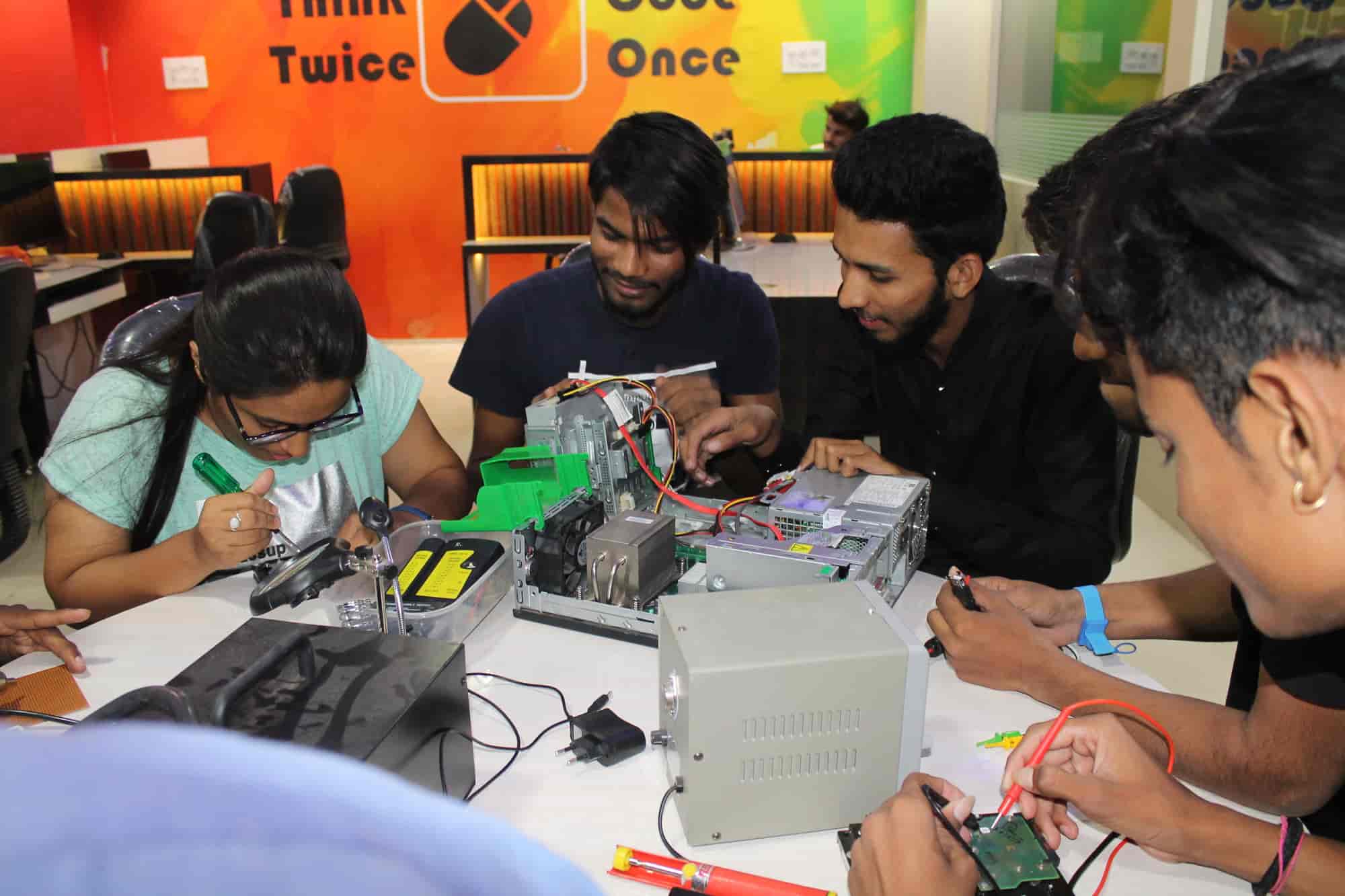 Top Institutes For Cyber Security in Mp Nagar Best Computer Training