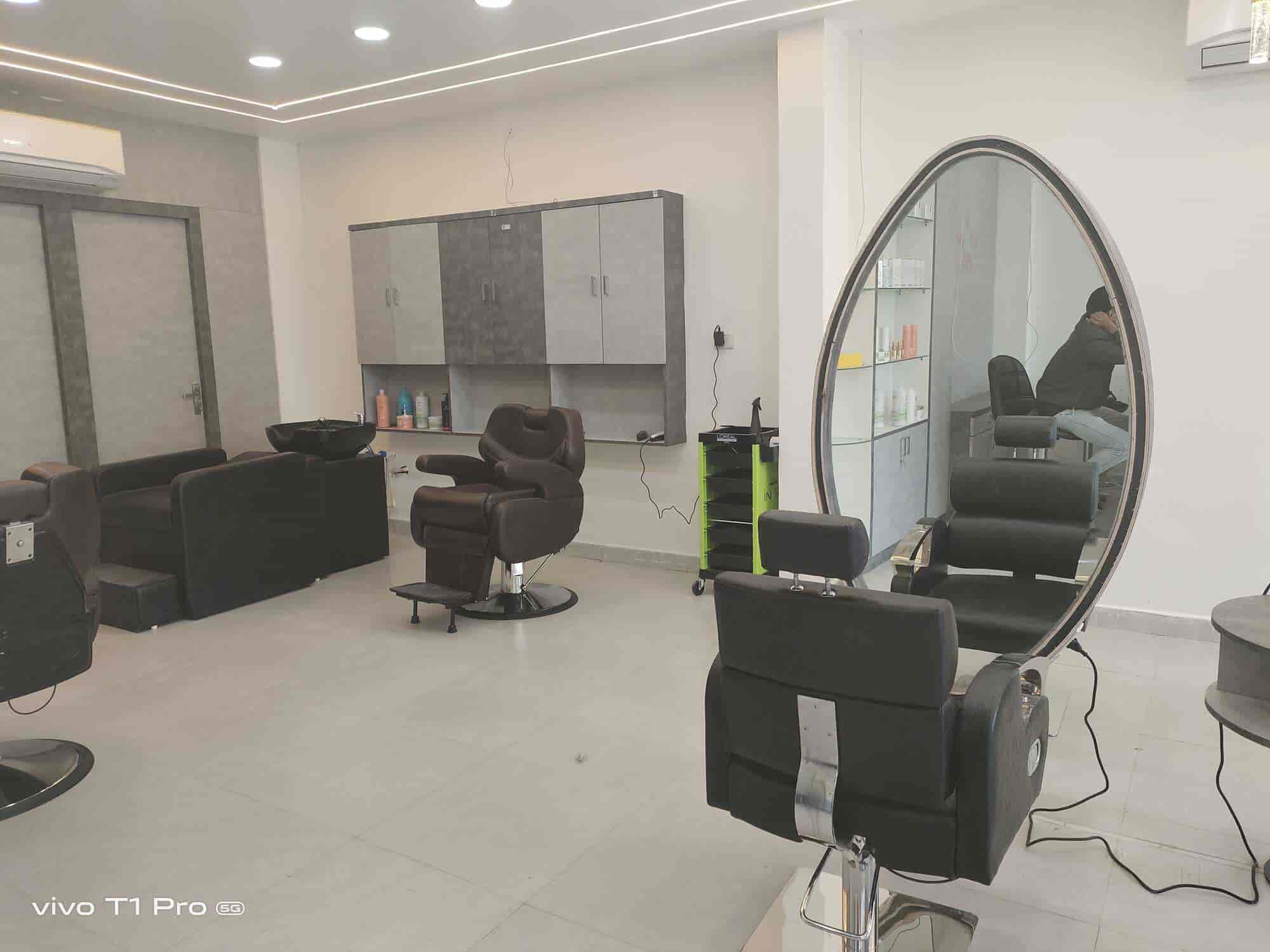 A Touch Of Class Hair N Beauty Lounge in Malviya Nagar,Bhopal Best
