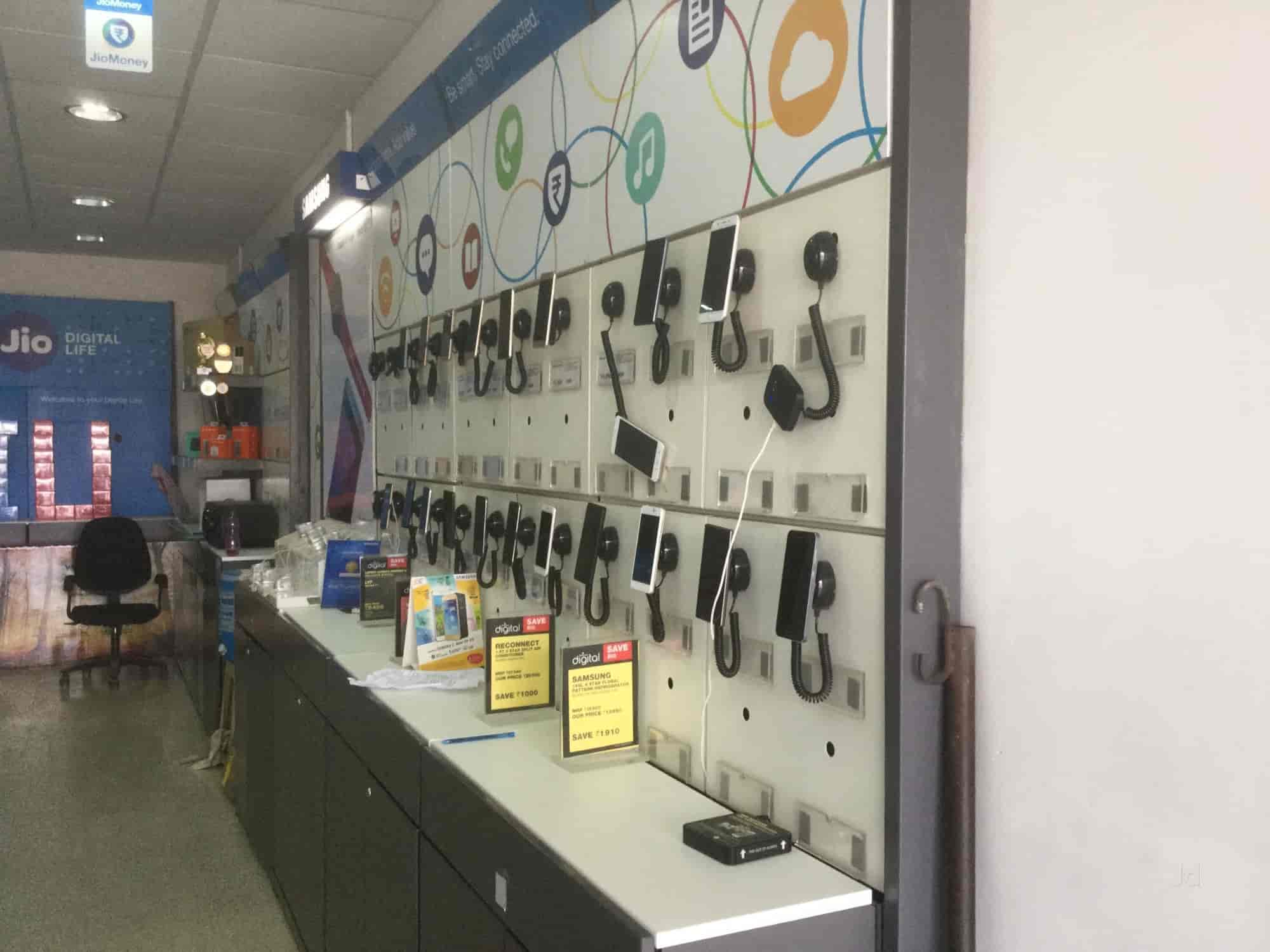 Catalogue Reliance Digitals Jio in Misrod , Bhopal Justdial