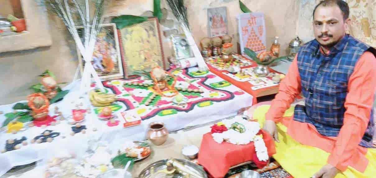 Pooja Path Anusthan and Ast..
