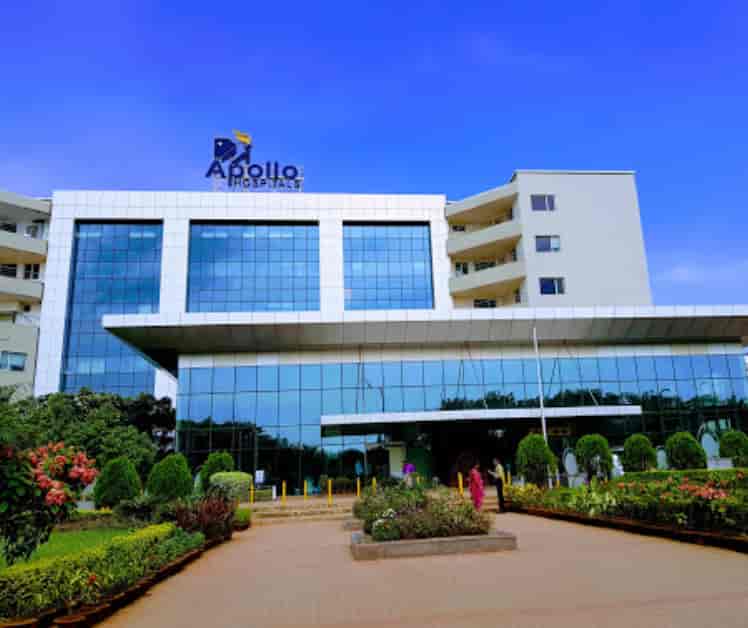 Dr. Rashmi Rekha Acharya (Apollo Hospital) in Sainik School