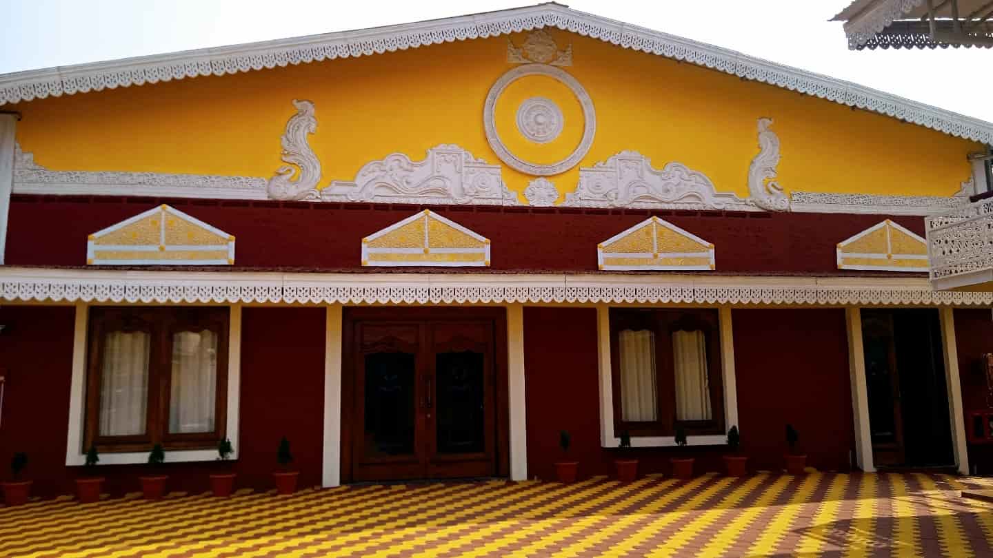 Top Convention Halls in Ravi Talkies RoadOld Bhubaneshwar Best