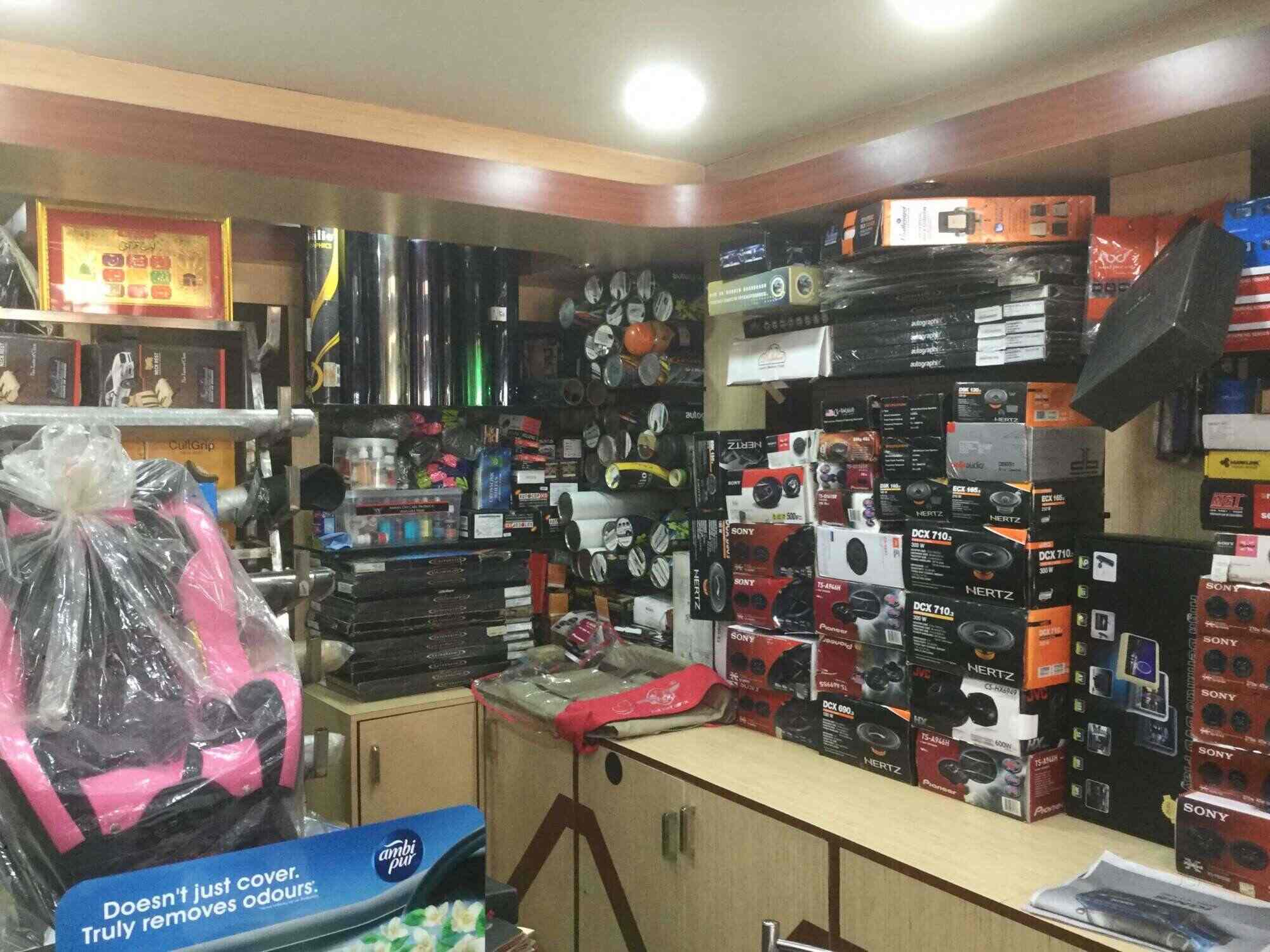 Car Karizma in Bomikhal,Bhubaneshwar Best ChevroletCar Accessory