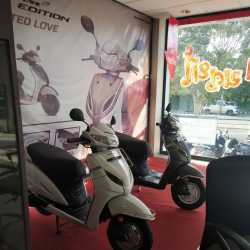 activa showroom bhuj