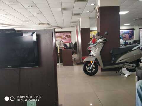 activa showroom bhuj