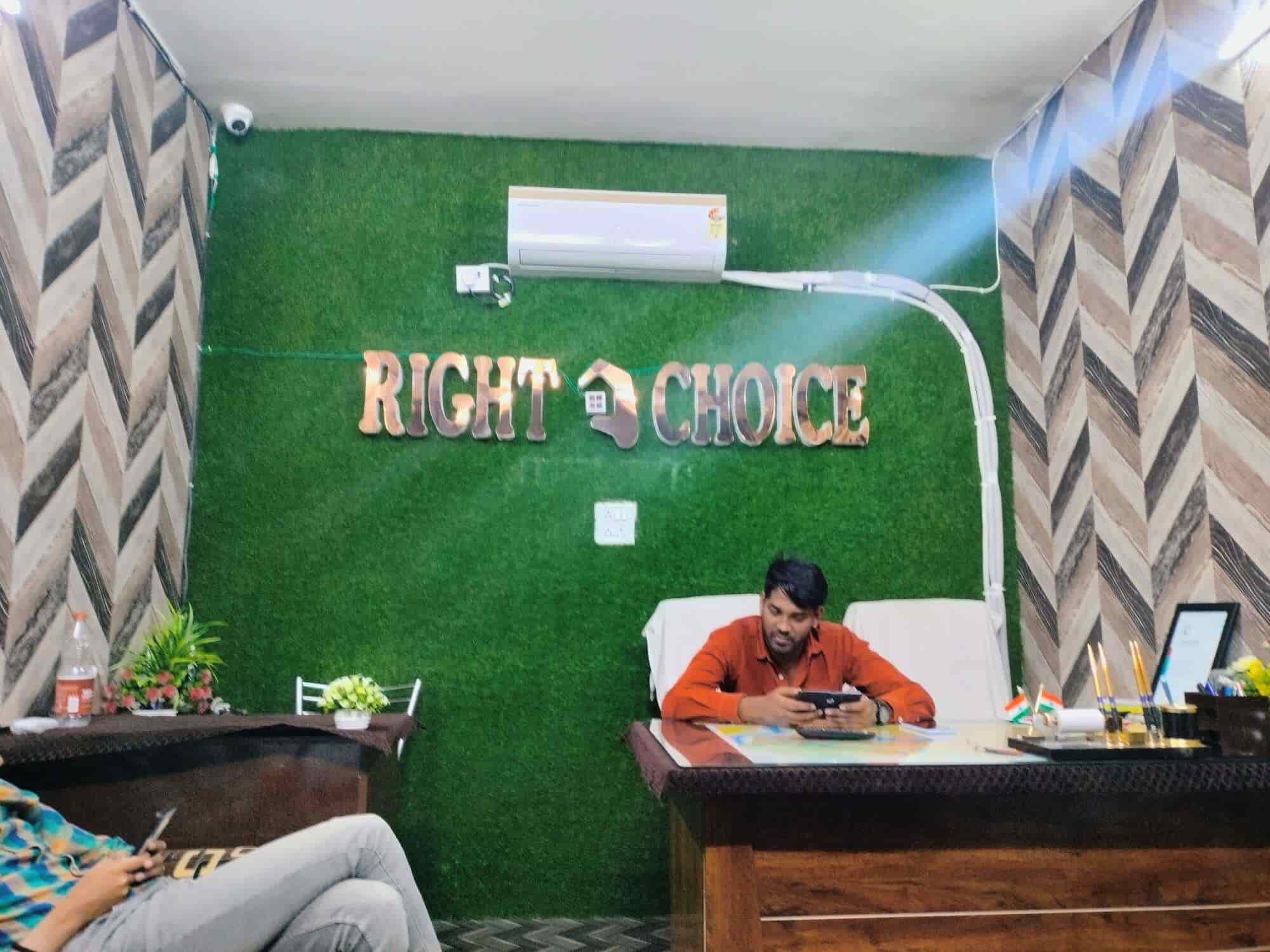 house on the hill s/sTシャツ sky Blue Top Estate Agents for Land in Manendragarh - Buy & Sell Easily