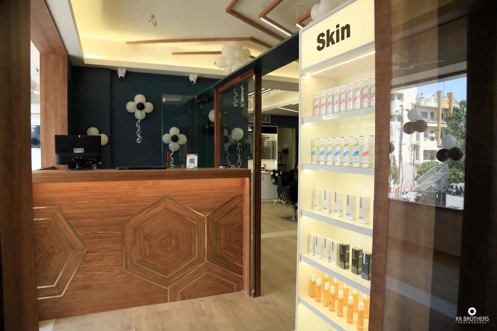 Top Salons in Vijalpore, Navsari Best Beauty Salon near me Justdial