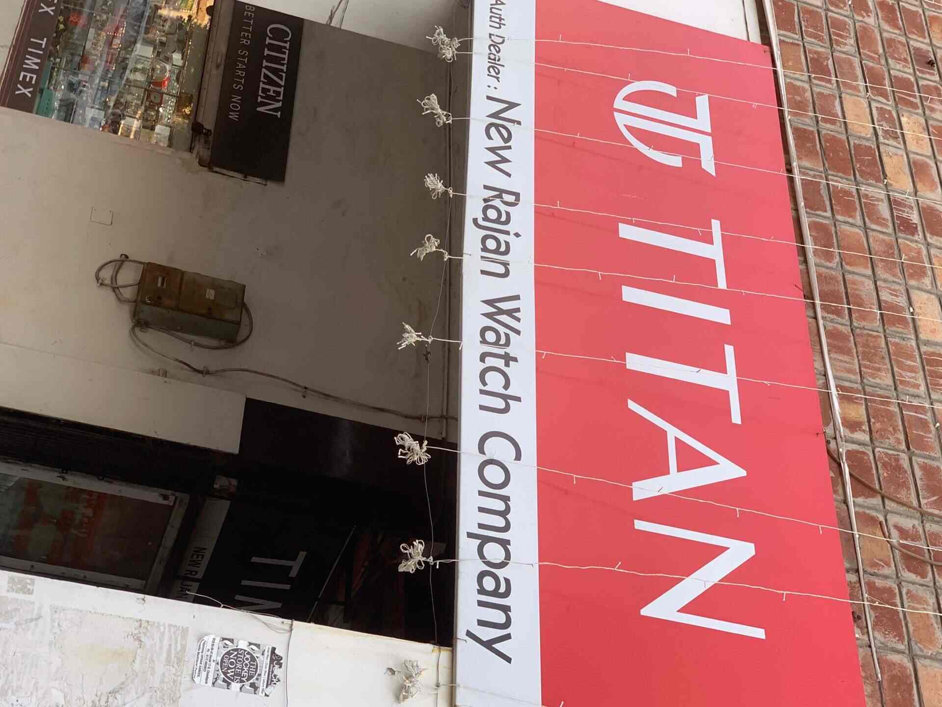 Top Michael Kors Wrist Watch Dealers in Chandigarh - Best Michael Kors  Wrist Watch Dealers near me - Justdial