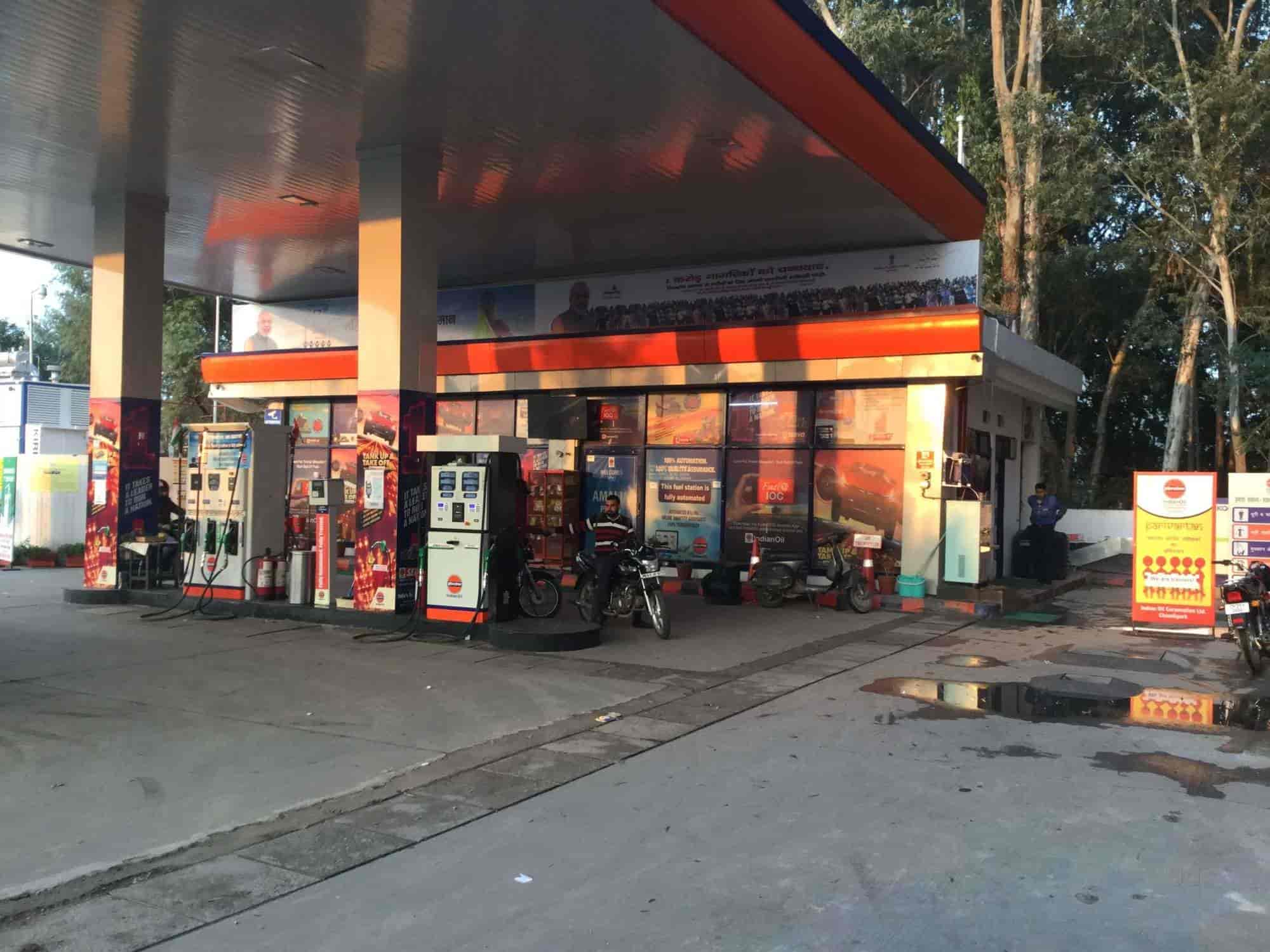 Amalia Petro Point in Chandigarh Sector 44c,Chandigarh Best Petrol