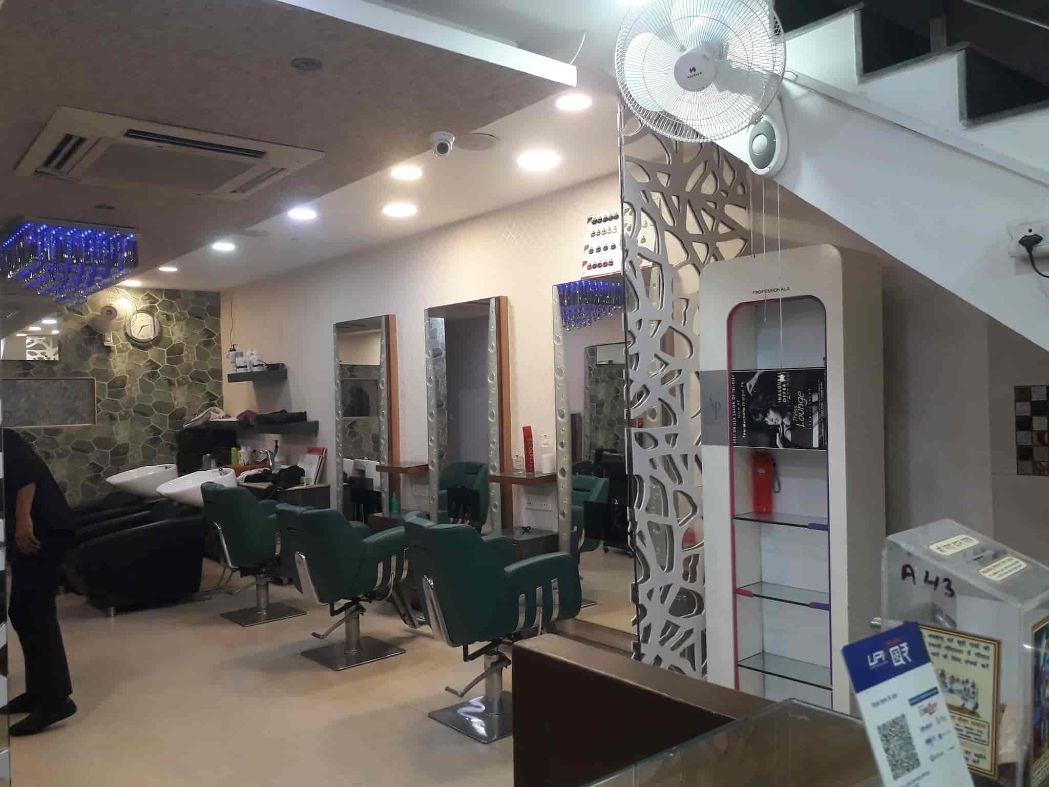 Find list of Tress Lounge Salons in Zirakpur City, Zirakpur near me