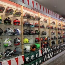 Royal enfield helmet shop near me sales