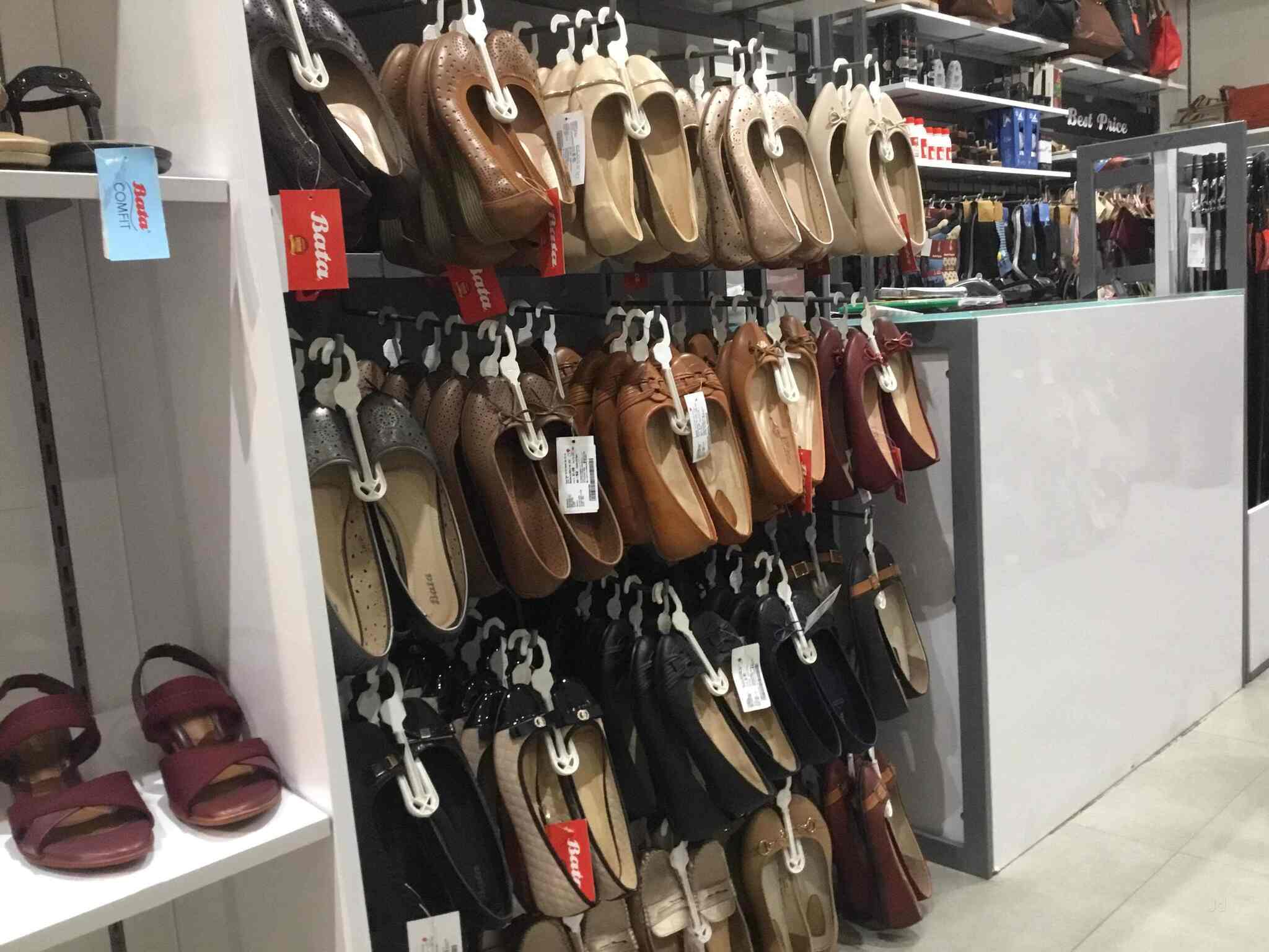 Top Sneaker Dealers in Chandigarh Sector 61 Phase 7, Chandigarh near me