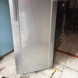 Second hand deep fridge online