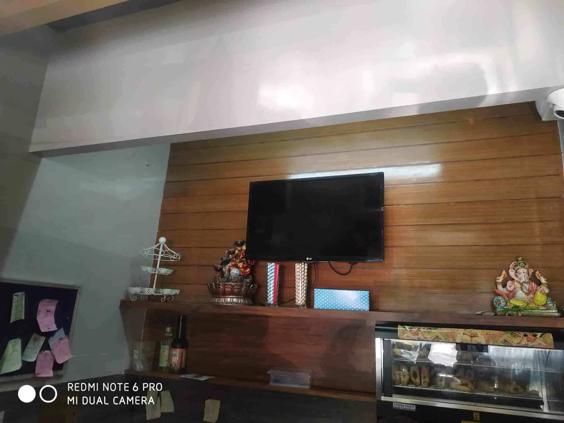 Bakers Bite Cafe in Chandigarh Sector 35d,Chandigarh Order Food