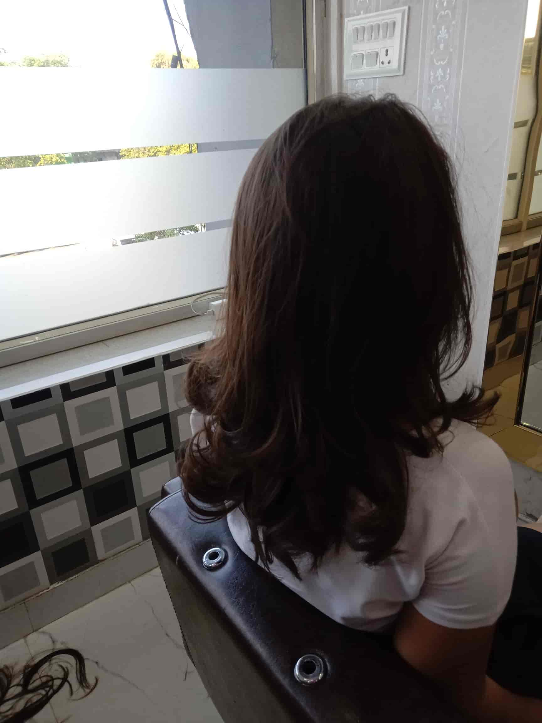 Scissors Masterz in Mohali Sas Nagar,Chandigarh Best Salons in