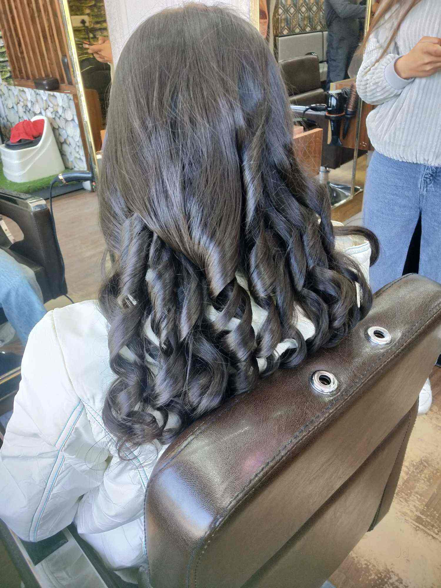 Scissors Masterz in Mohali Sas Nagar,Chandigarh Best Salons in