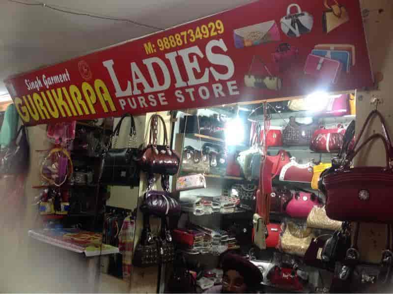 ladies purse shopping