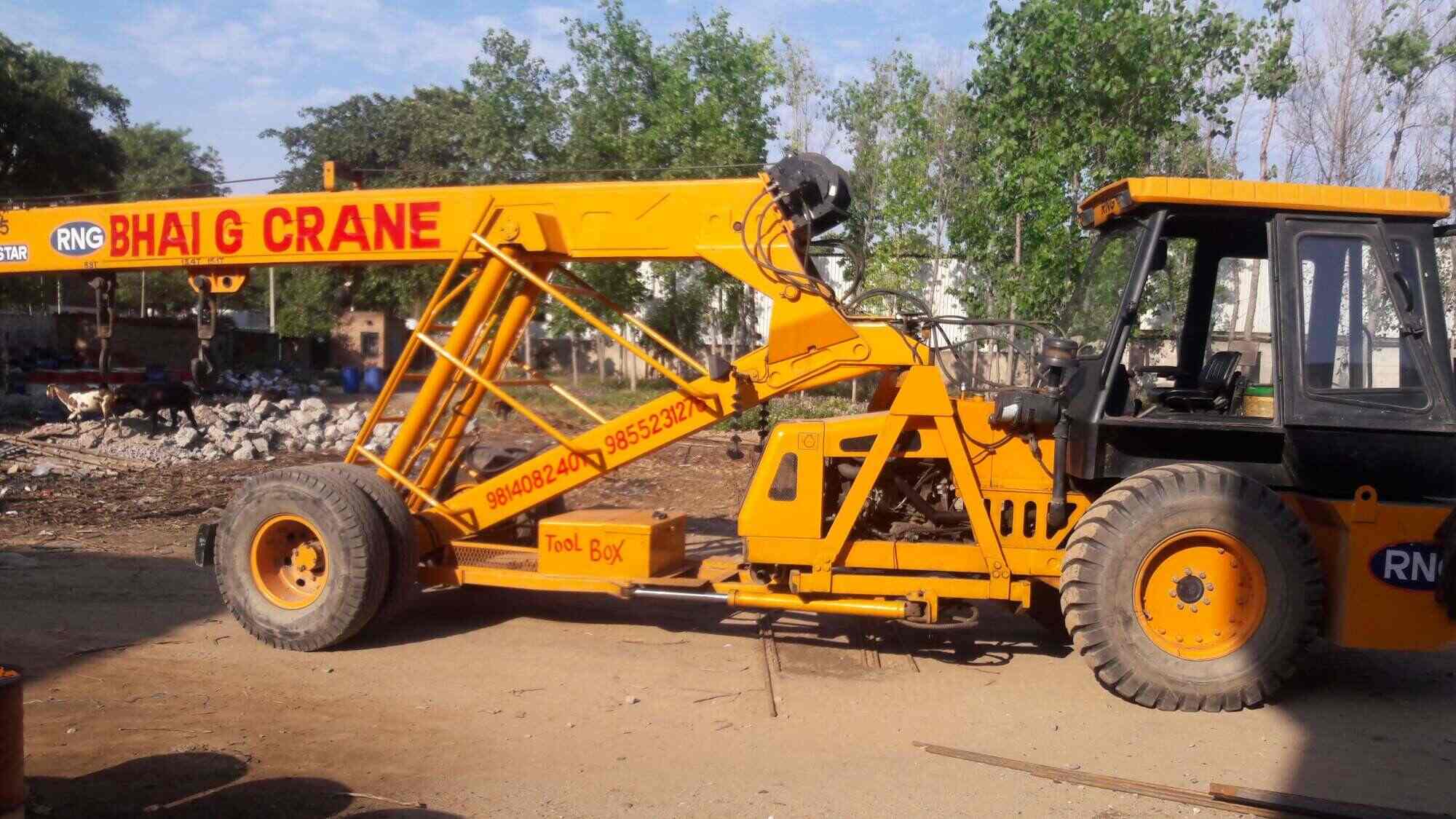 Top Crane Service Providers in Industrial Area Phase 8 Best Crane