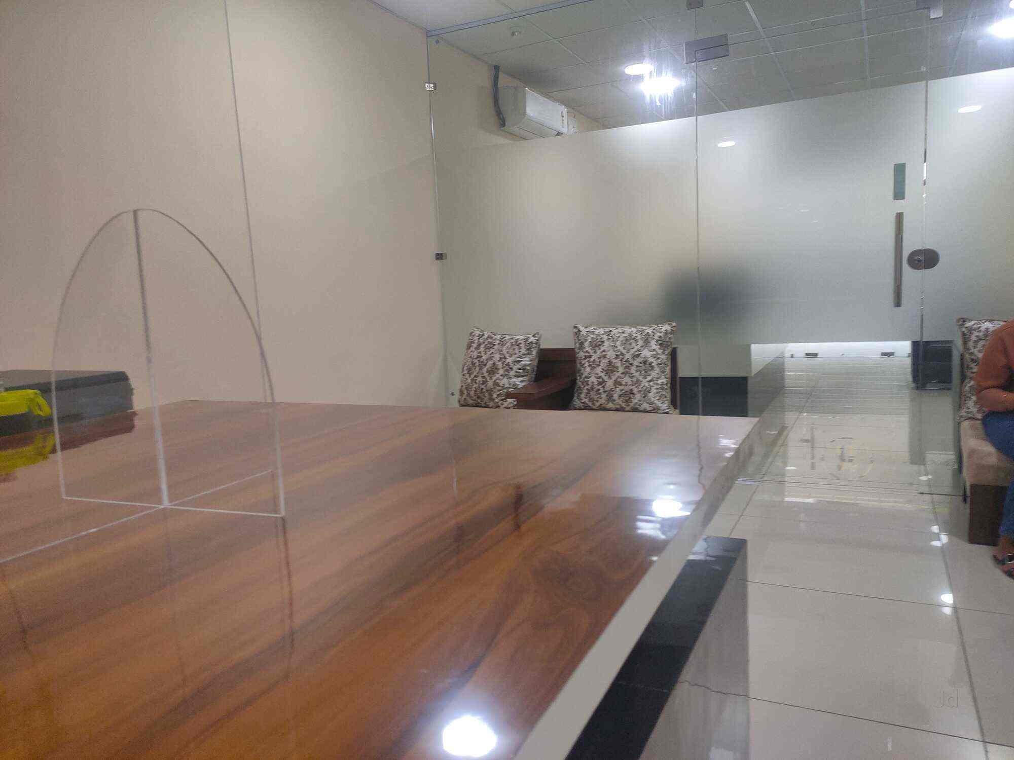 Snehdip Oberoy Law Group in Zirakpur City,Chandigarh Best Lawyers For