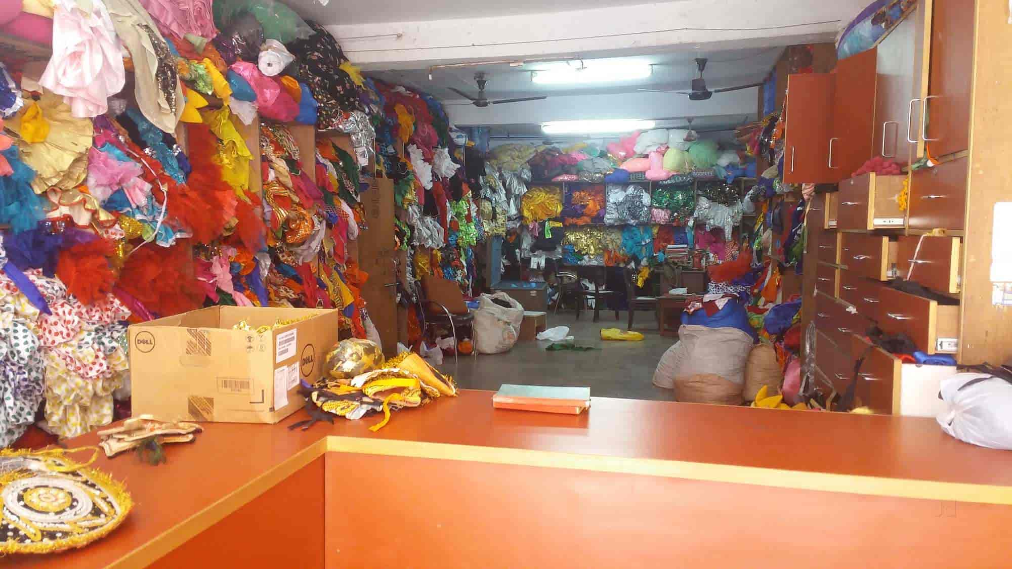 fancy dress hire shops near me