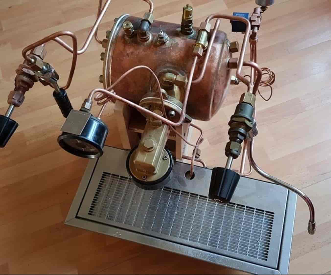 Kaashvi Enterprises in Industrial Area,Chandigarh Best NestleCoffee Vending Machine Dealers