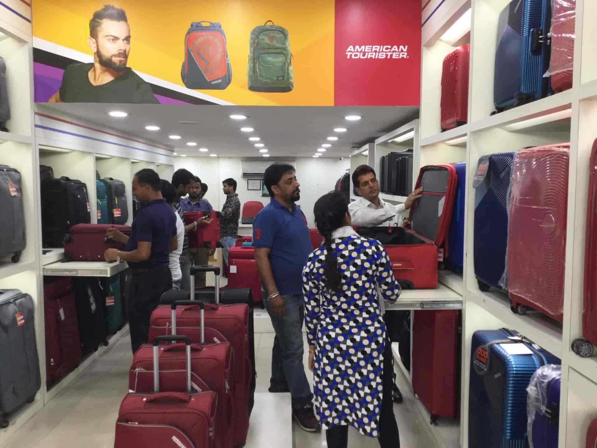 Top American Tourister Trolley Bag Manufacturers in Nashik ट्राली बैग