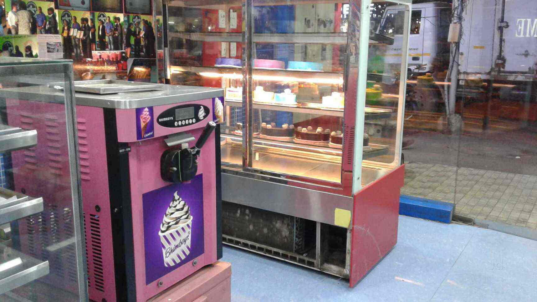 Cake Point in Shanthi Colonyanna Nagar,Chennai Order Food Online Best Bakeries in Chennai