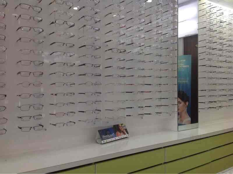 Lens & Frames in Kottivakkam,Chennai Best Bausch & LombDisposable