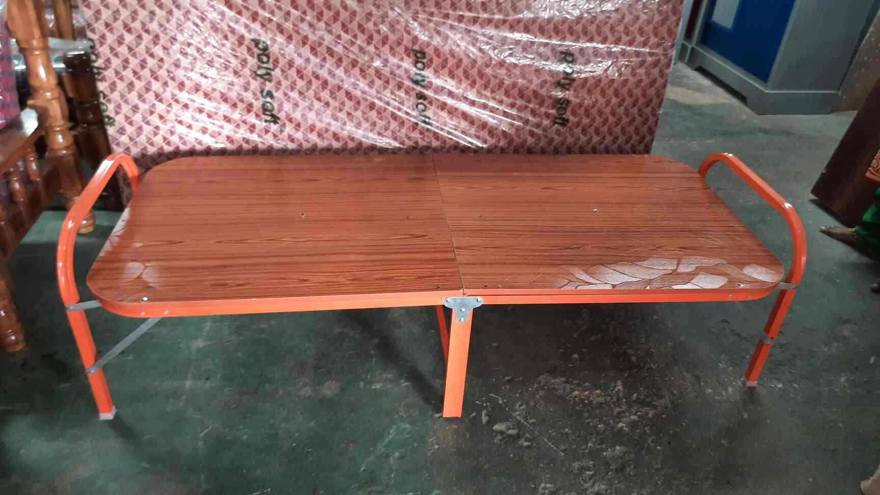 Saraswathi Agencies in Mount Road,Chennai Best Bedroom Furniture