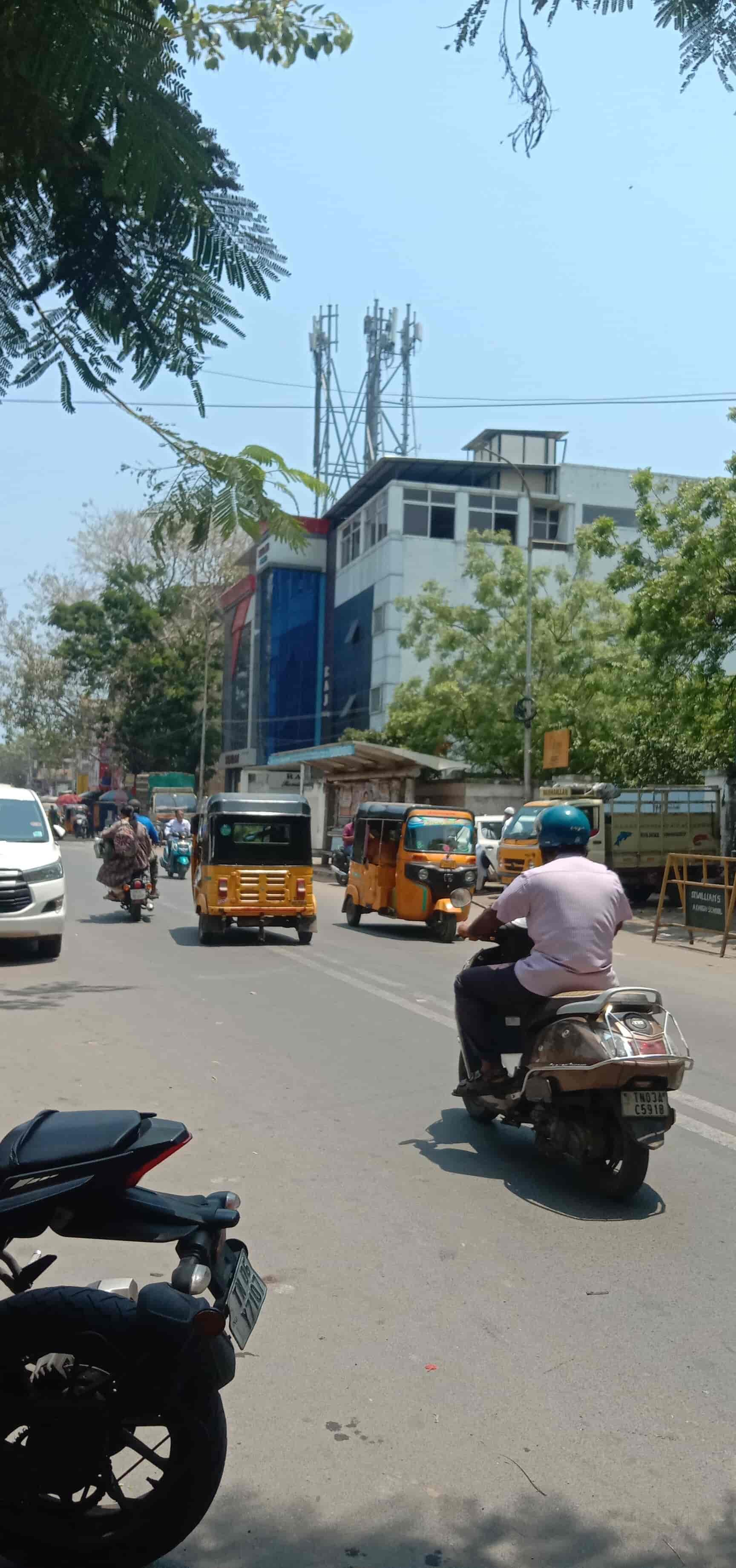 Printing Press in Koyambedu, Chennai प्रिंटिंग प्रेस, कोयम्बेदु