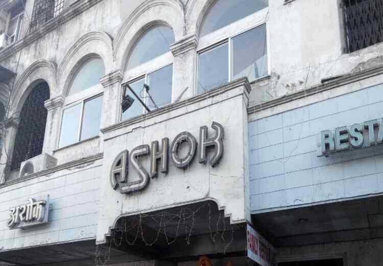 Ashok Restaurant And Bar in Vadapalani,Chennai Best Lounge Bars in