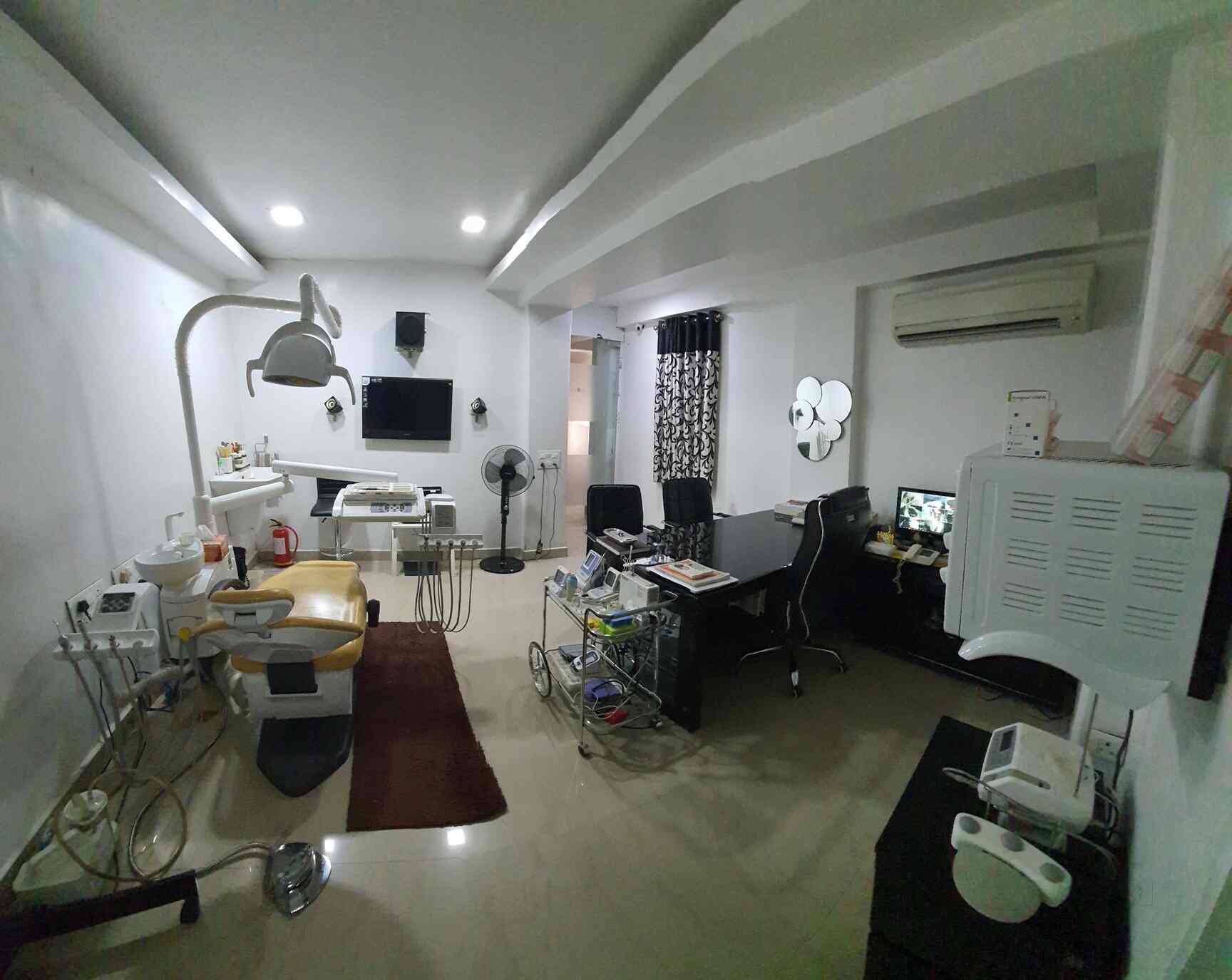 Top Dental Hospitals near Madras Dental CollegePark Town, Chennai