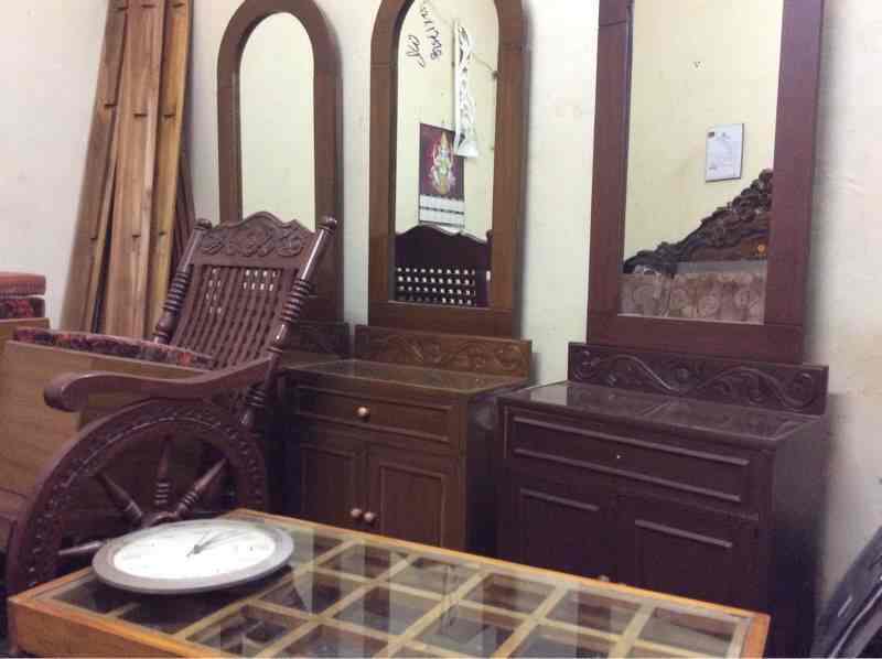 Kasthuri Furniture in Tiruvottiyur,Chennai Best Office Furniture