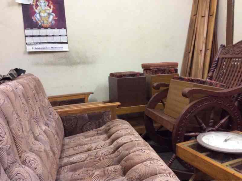 Kasthuri Furniture in Tiruvottiyur,Chennai Best Office Furniture