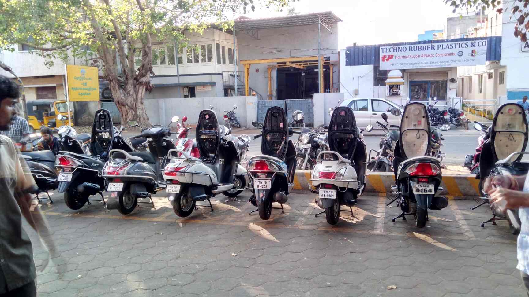 Ksn Honda Ekkaduthangal Second Hand Motorcycle Dealers In Chennai Justdial Ksn Honda Ekkaduthangal Second Hand Motorcycle Dealers In Chennai Justdial