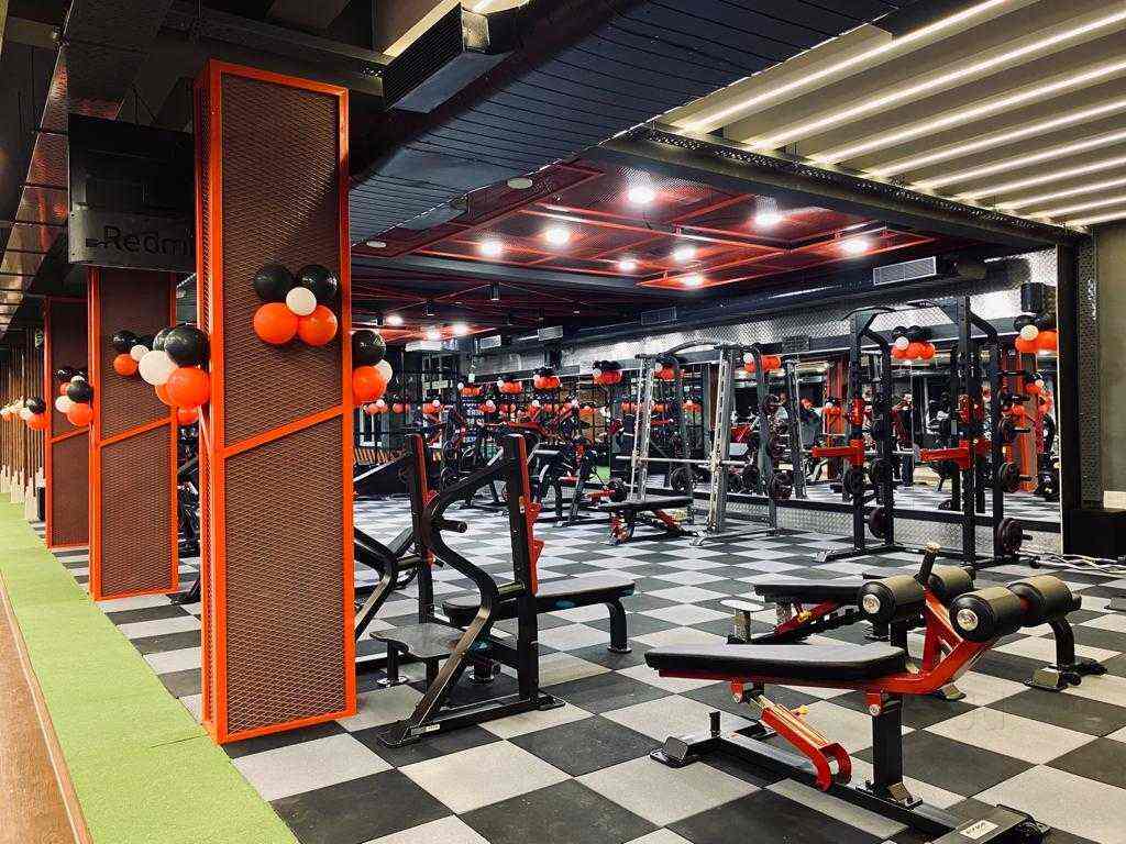 Top Gyms near Chennai High CourtParrys Best Fitness Center near me