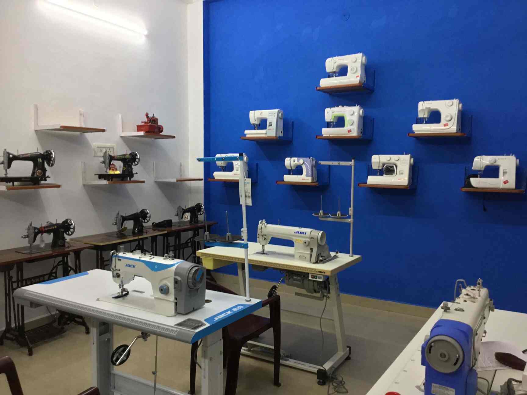 Top Juki Industrial Sewing Machine Dealers near Apollo Dubai Plaza