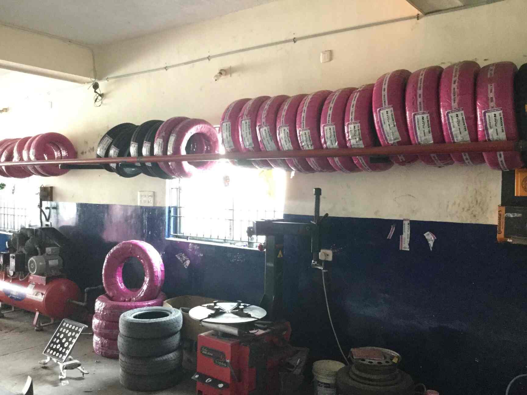Annamalai Tyres in Kovilambakkam,Chennai Best Car Accessory Dealers