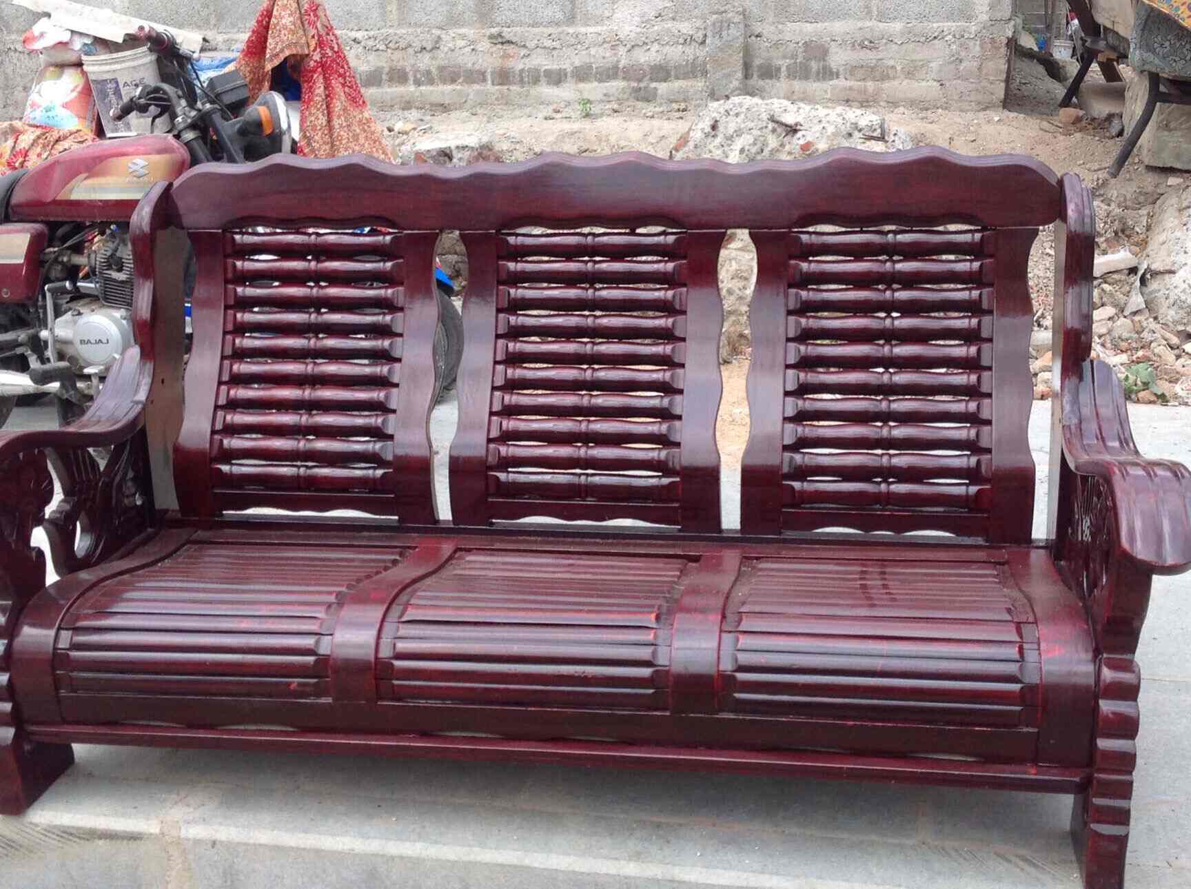 Second Hand Sofa Wood In Chennai
