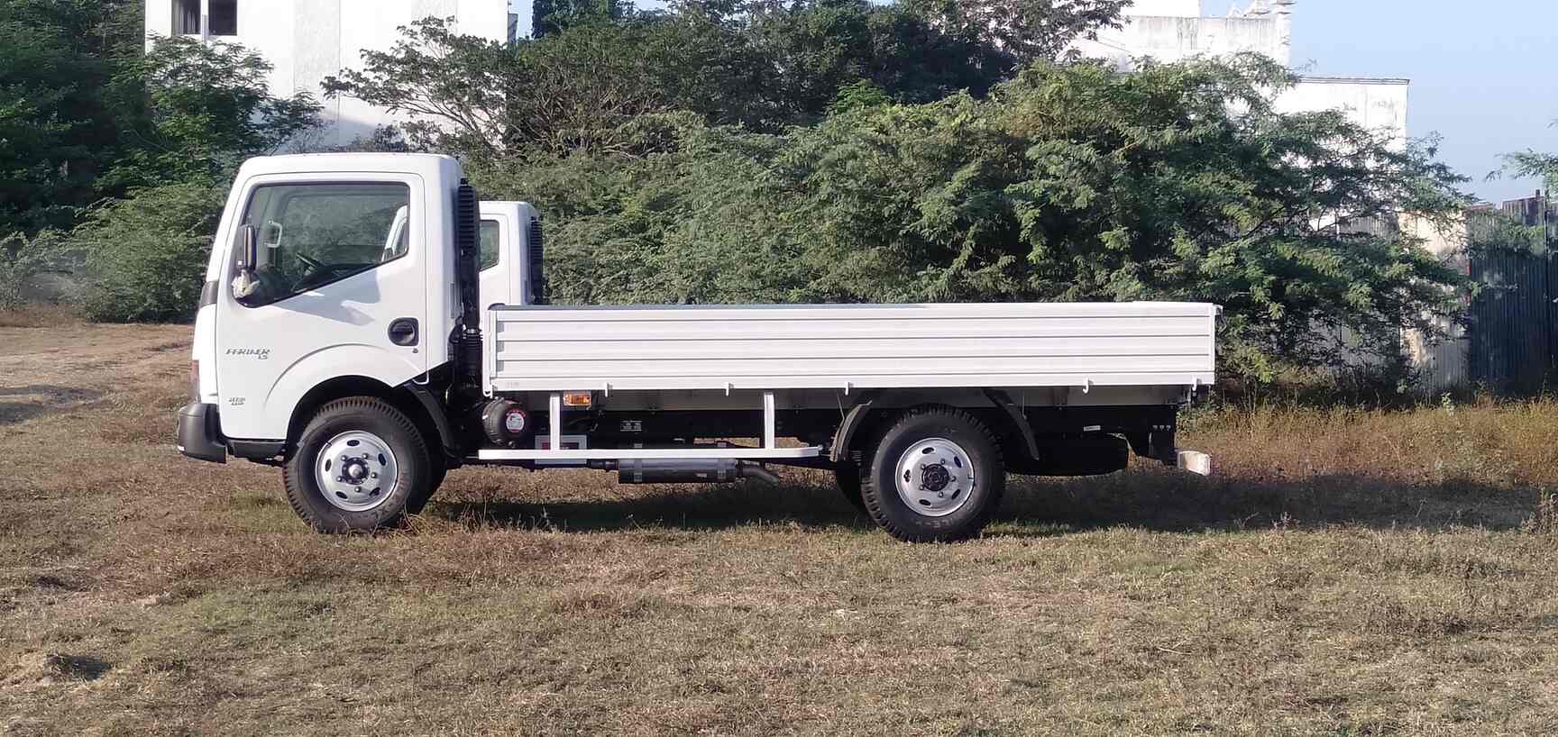 Top Ashok Leyland Dost Pick Up Van Dealers near Sri Balaji Hospital