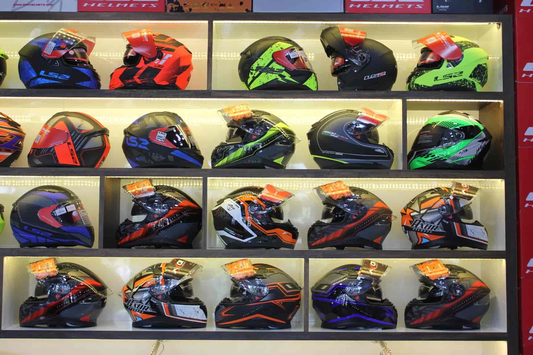 Gears The Helmet Boutique in Tharamani,Chennai Best SteelbirdHelmet