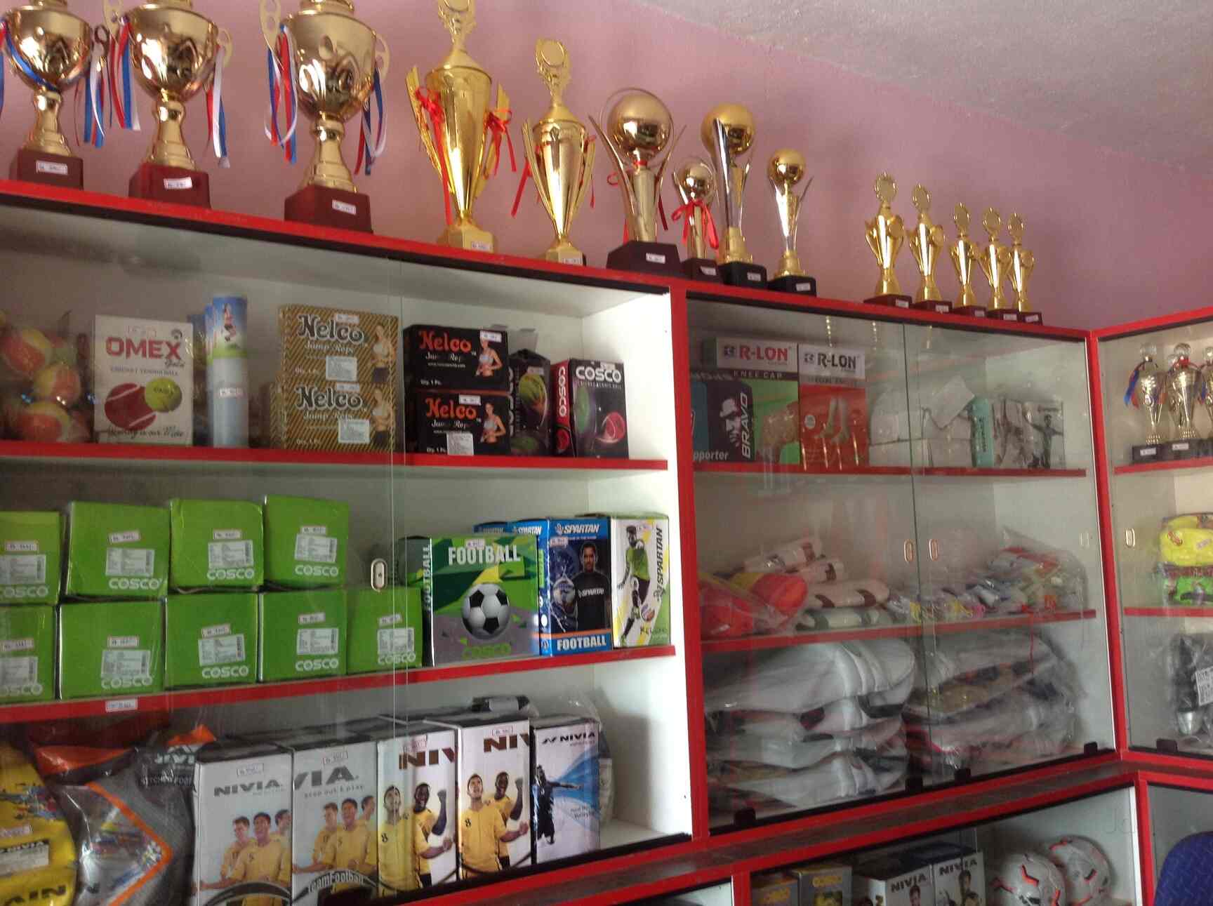 Sportz Citi in Mogappair,Chennai Best Cricket Bat Cover Dealers in